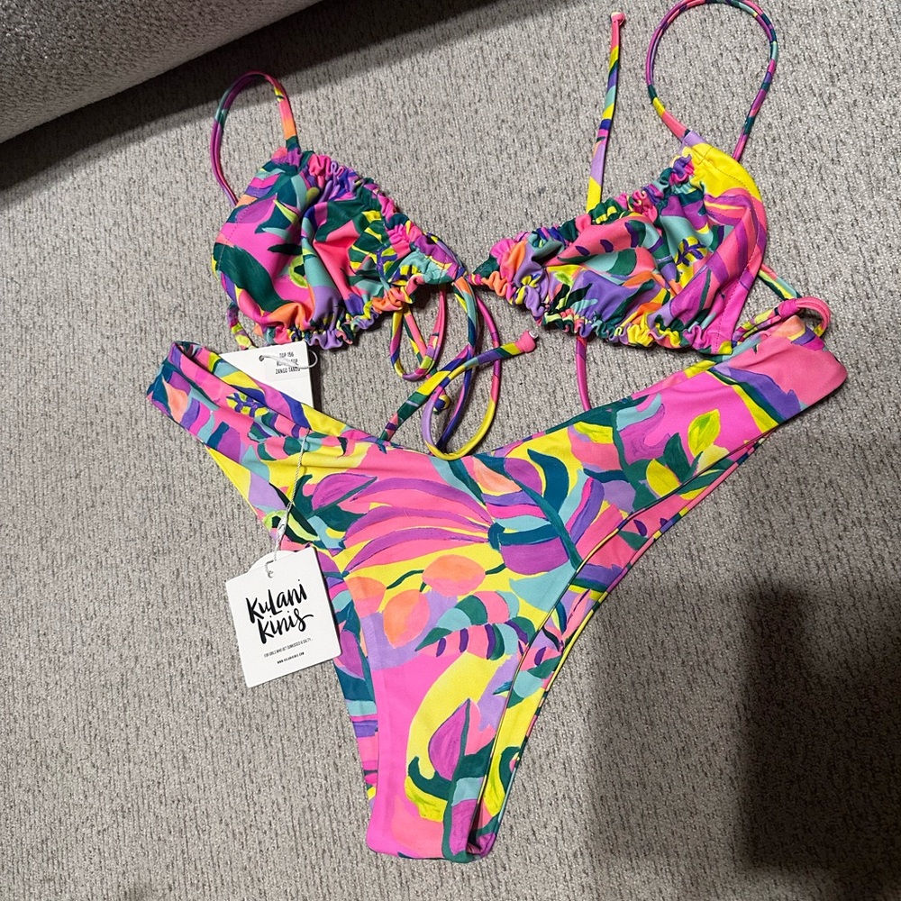 Kulani kini bikini set in Zango Tango size L/XL NWT